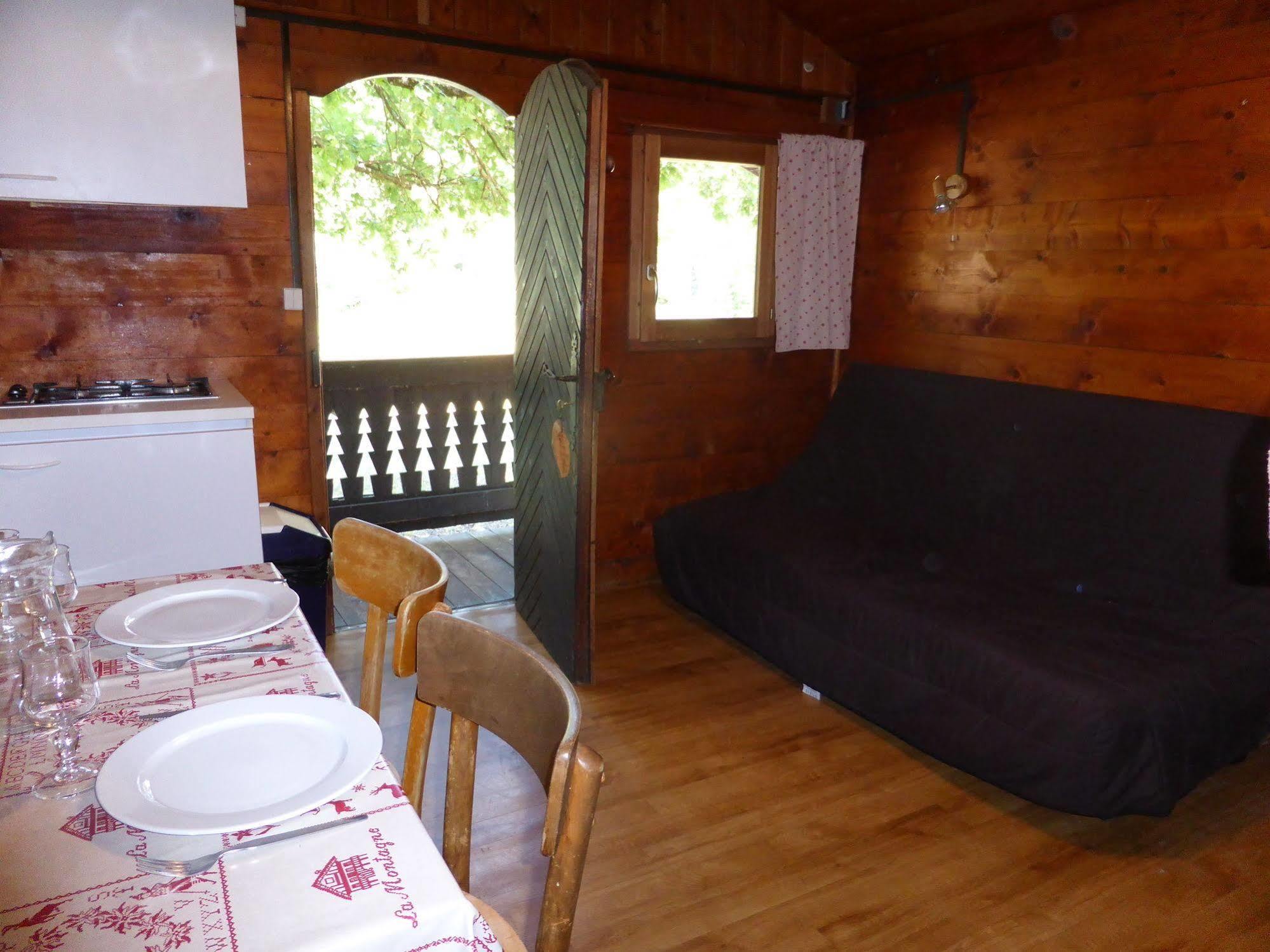 Camping L'Ecureuil - Mont-Blanc Village Domancy Luaran gambar