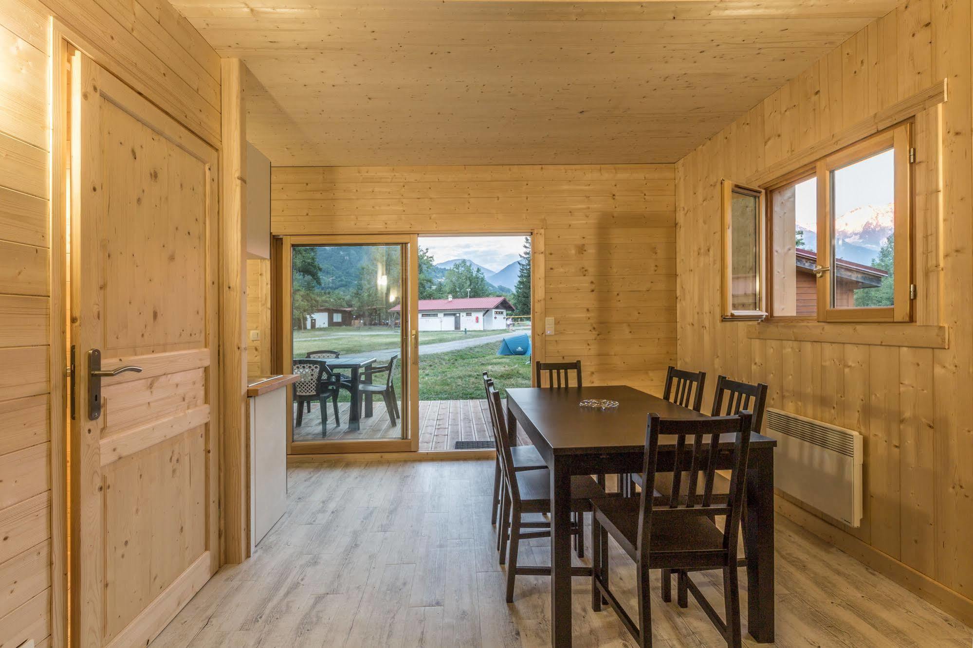 Camping L'Ecureuil - Mont-Blanc Village Domancy Luaran gambar
